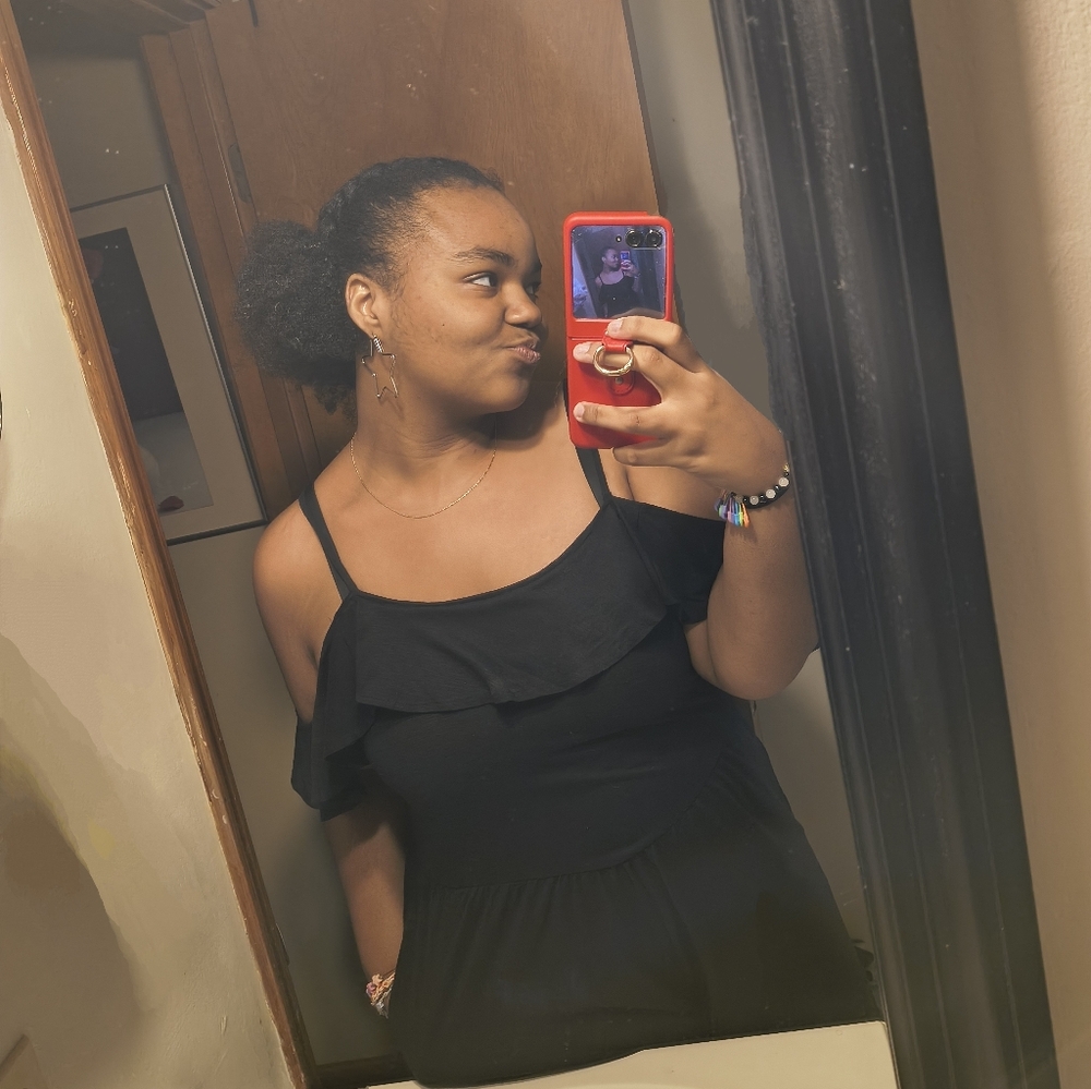 Meet your Posher, Johniyah